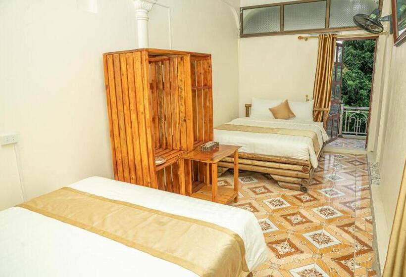 هتل Kelly Smile Homestay