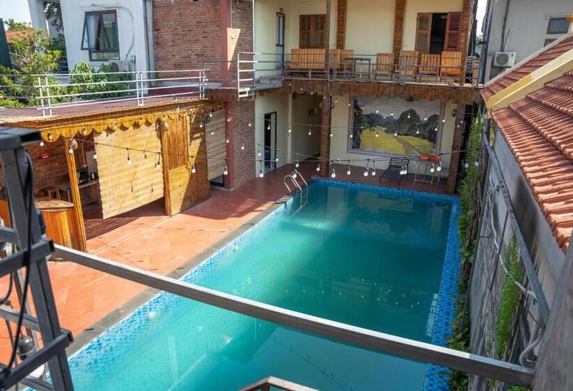 هتل Kelly Smile Homestay