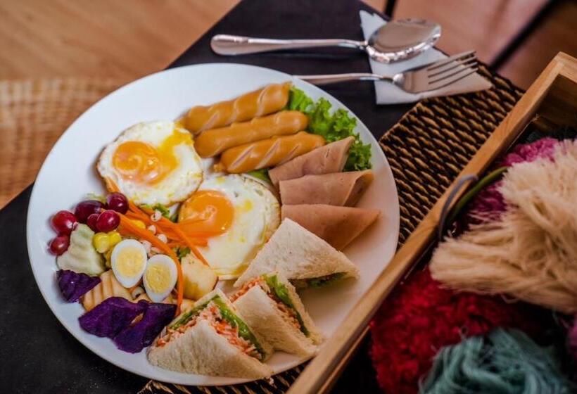 Hotel Kirin Pool View Kohlarn