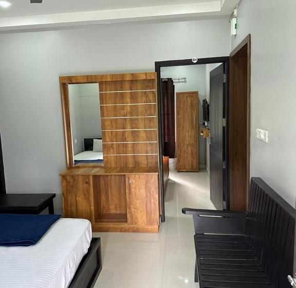 בית מלון כפרי Madurai Residency