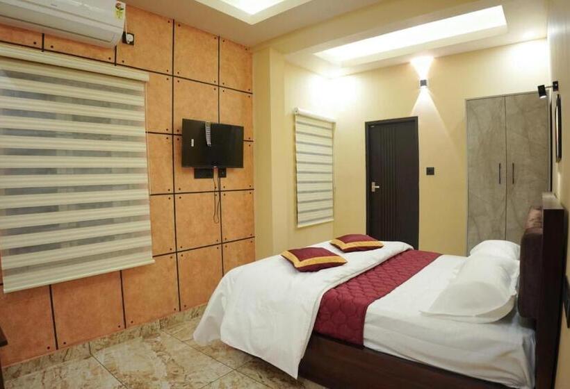 בית מלון כפרי Madurai Residency