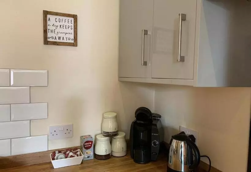 ホテル Market Place Serviced Apartments, Leek