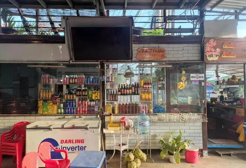 هتل Nhà Nghỉ Thanh Bình