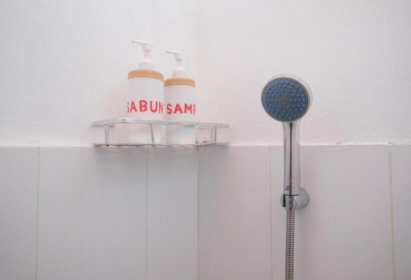 Hotel Reddoorz Syariah @ Jalan Dieng Wonosobo 2