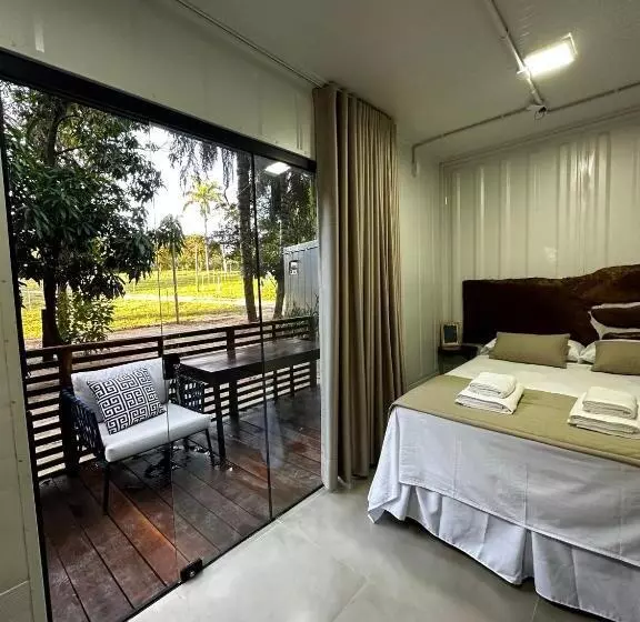 ホテル Studios Em Contêiner No Bosque
