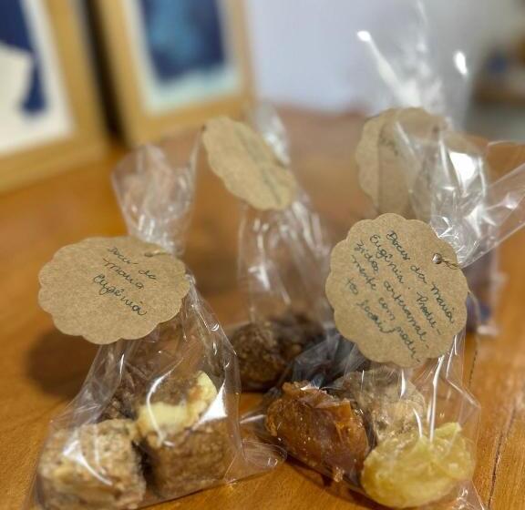 Otel Studios Em Contêiner No Bosque