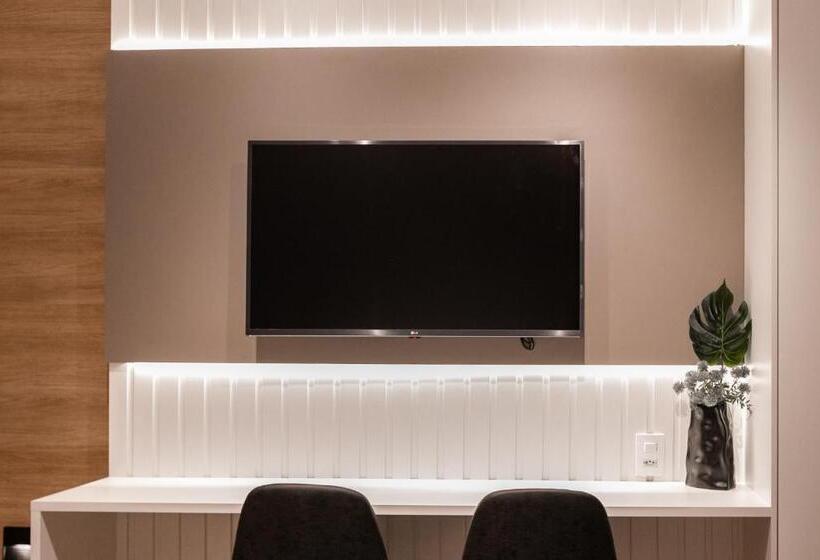 هتل Suíte América Na Pelinca