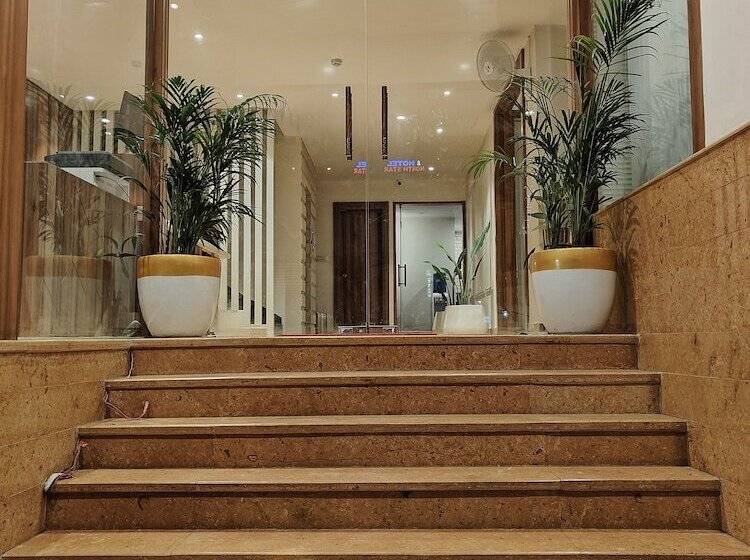 Отель The Grand Uddhav A Boutique