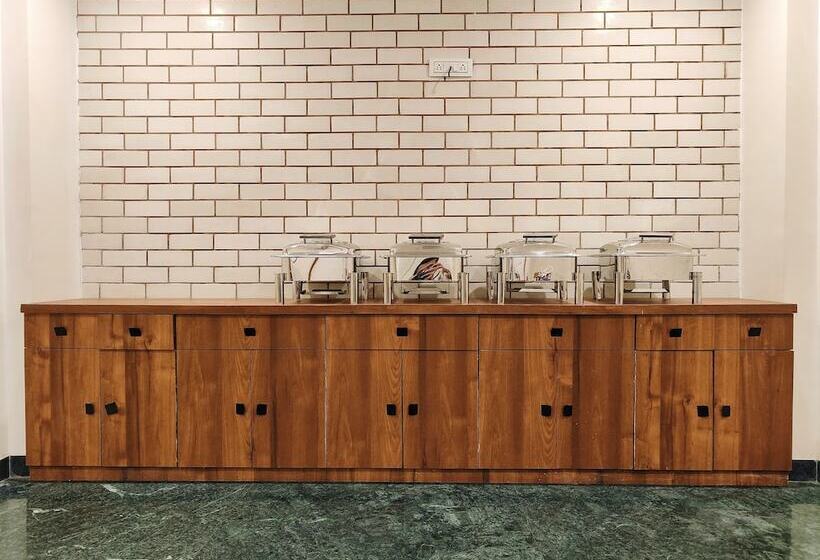 Отель The Grand Uddhav A Boutique