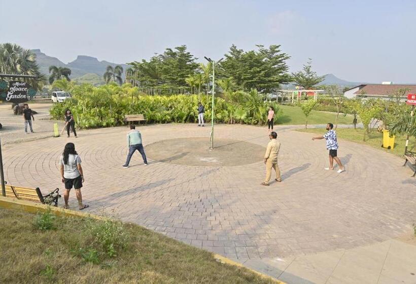 ホテル Wabi Sabi Resort, Igatpuri