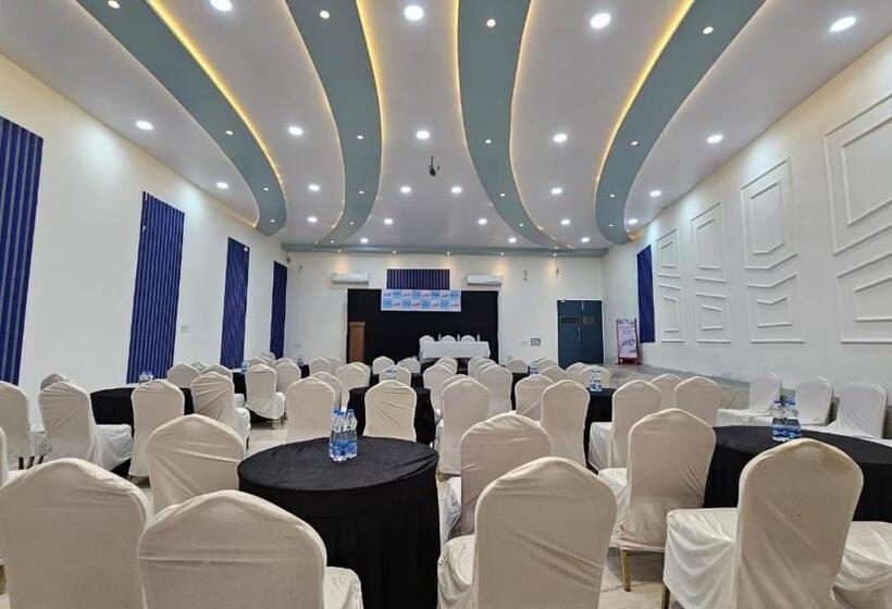 ホテル Wabi Sabi Resort, Igatpuri