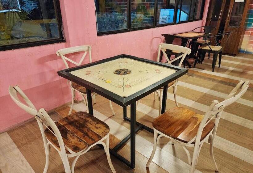 ホテル Wabi Sabi Resort, Igatpuri