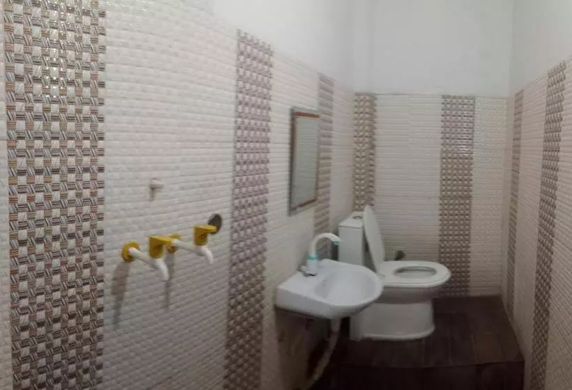 Pension Aradhya
