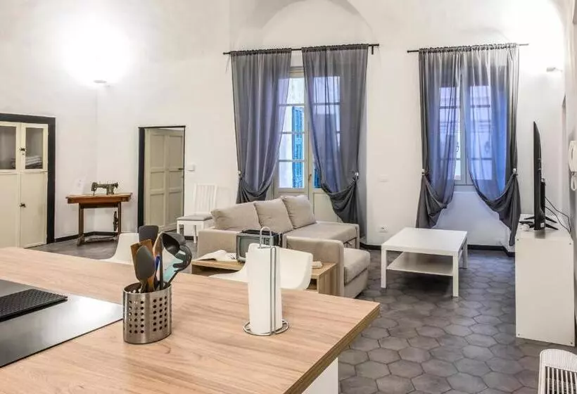 ペンション Archivolto Del Teatro