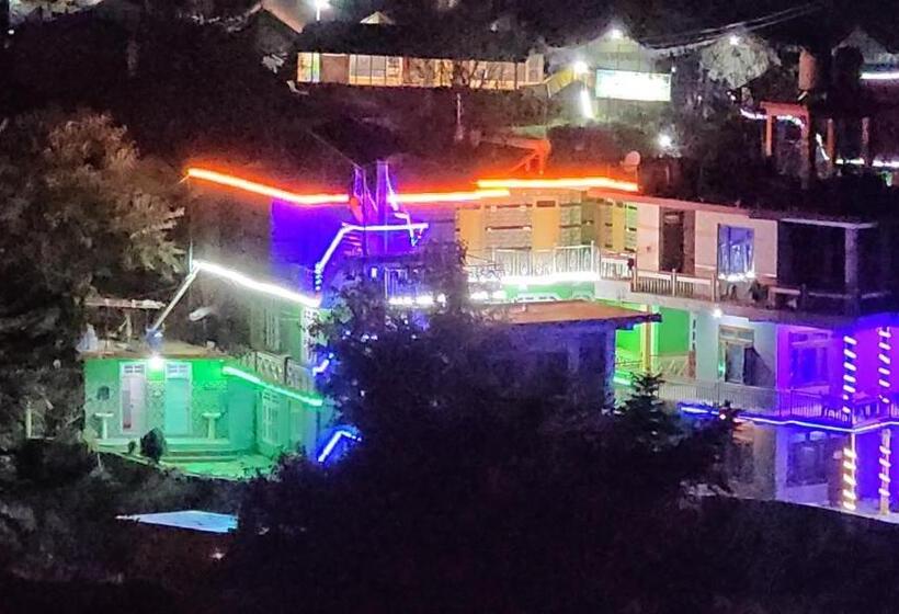 פנסיון Mishika Magic Place