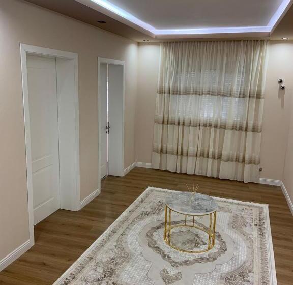 پانسیون Vila Qyteza