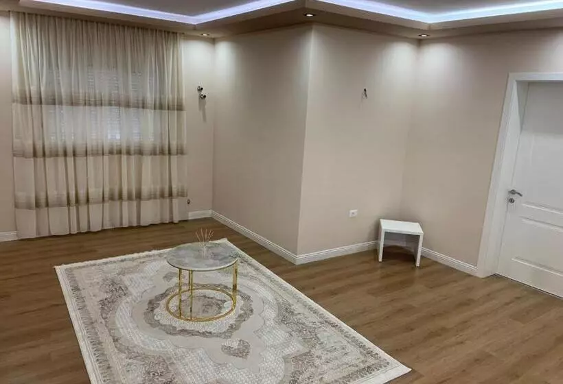 پانسیون Vila Qyteza