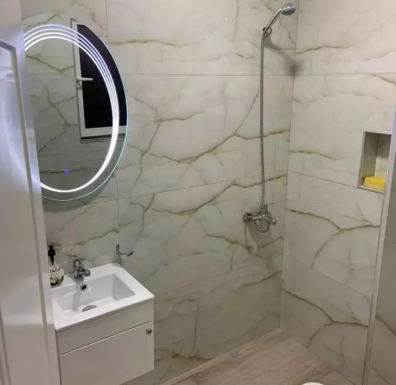 پانسیون Vila Qyteza