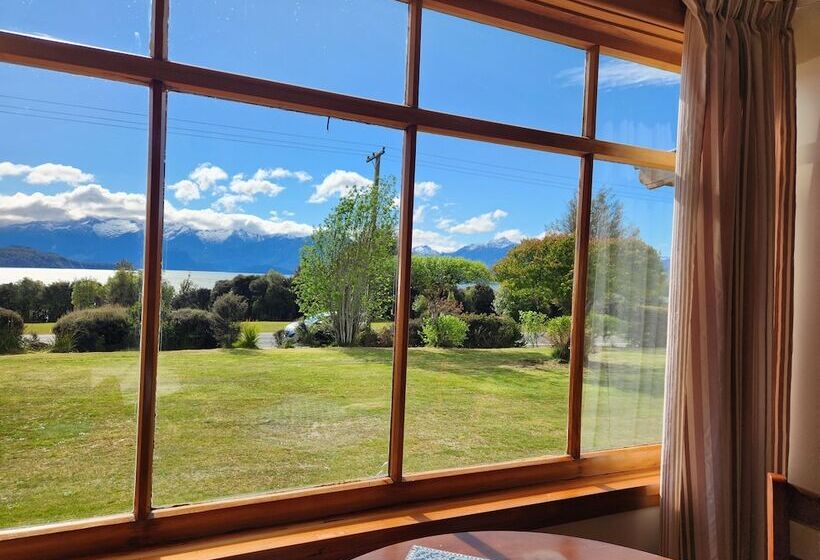 فندق صغير Manapouri Holiday Park