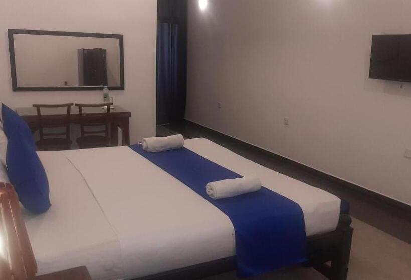 Alnaro Hotel & Resort