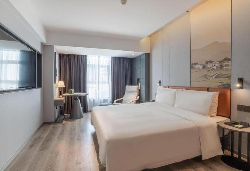 Atour Light Hotel Guiyang Fountain