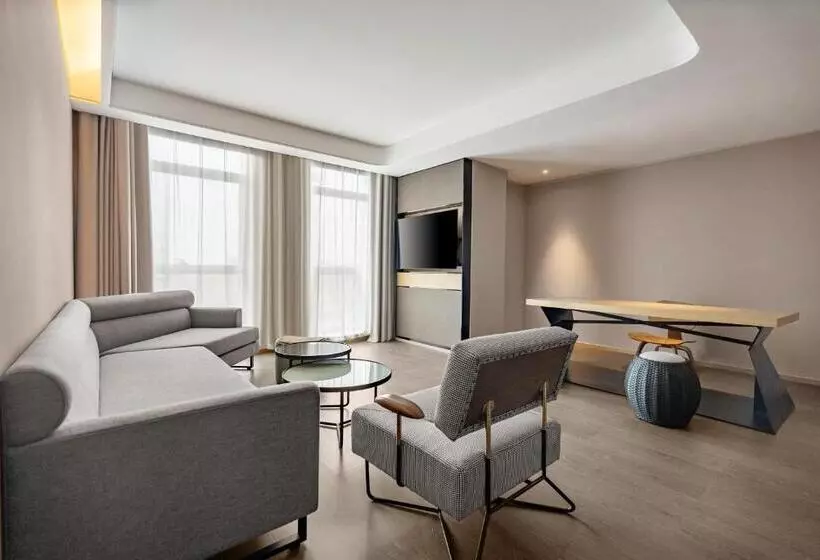 Atour S Hotel Xining Haihu New District Sdic Plaza