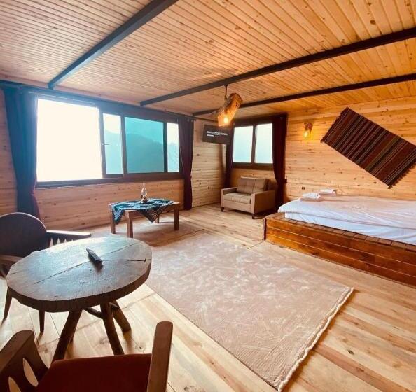 住宿加早餐  Bir Nefes Dağevleri