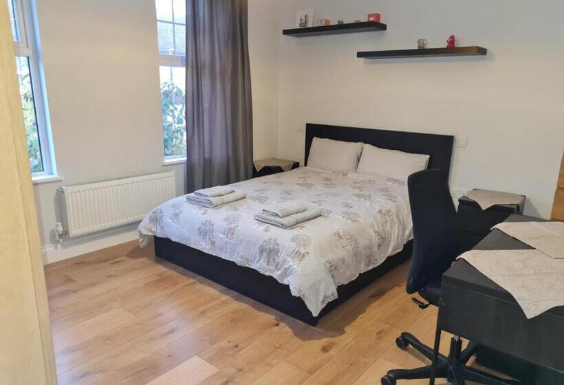 Bed and Breakfast Daniari Guest Rooms