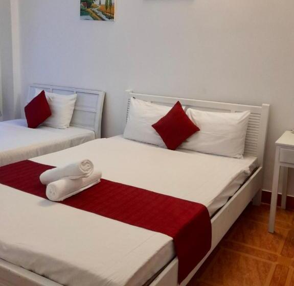 Szálloda A L Y S S A Seaside Muine