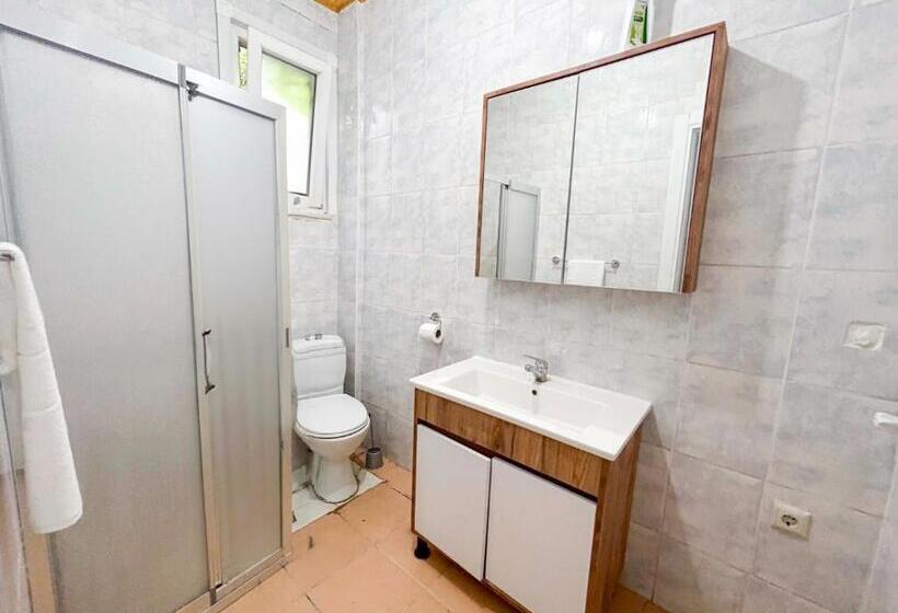 בית מלון כפרי Anova Pera