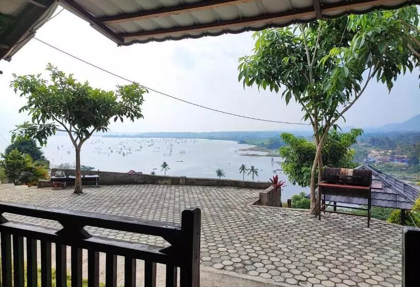 هتل Arafah Resort @ Danau Kerinci Jambi Redpartner