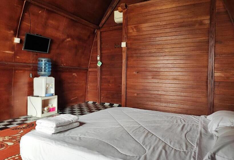 Szálloda Arafah Resort @ Danau Kerinci Jambi Redpartner