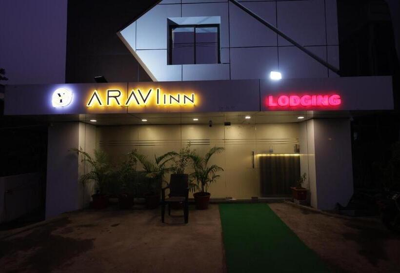 ホテル Aravi Inn