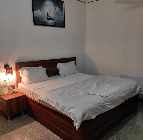 호텔 Elite And Happy Rooms