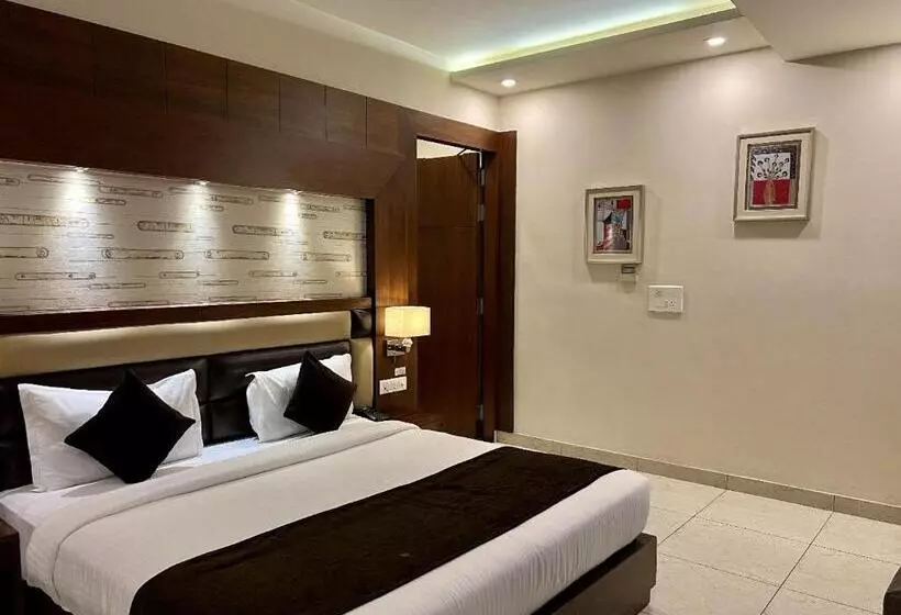 Hotelli Lavanya Tower Haldwani