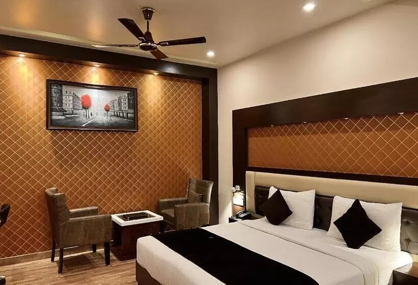 Hotelli Lavanya Tower Haldwani