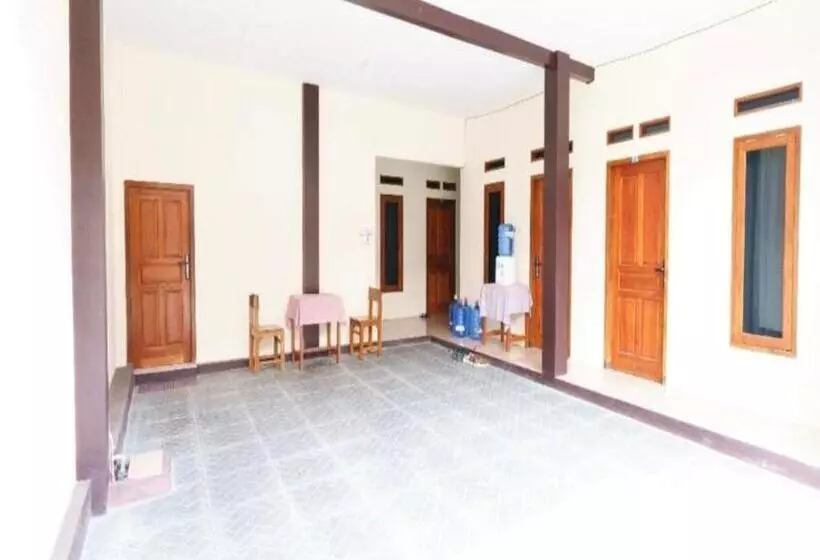 Hotel Oyo 93249 Wisma Jasmine Syariah