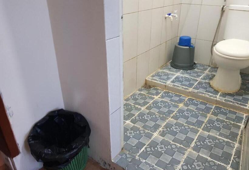 Hotel Oyo 93264 Penginapan Syari Ah Berlian