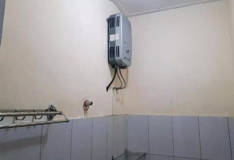 هتل Oyo 93264 Penginapan Syari Ah Berlian