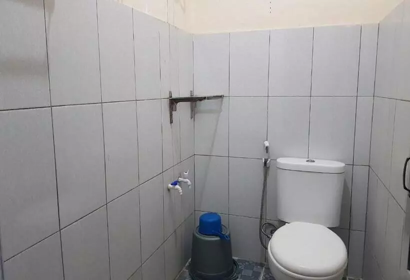 هتل Oyo 93264 Penginapan Syari Ah Berlian