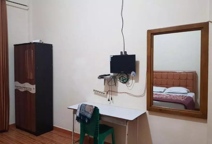 هتل Oyo 93264 Penginapan Syari Ah Berlian