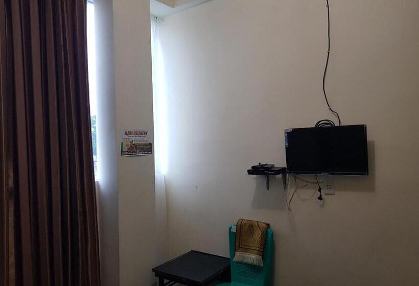 Hotel Oyo 93264 Penginapan Syari Ah Berlian