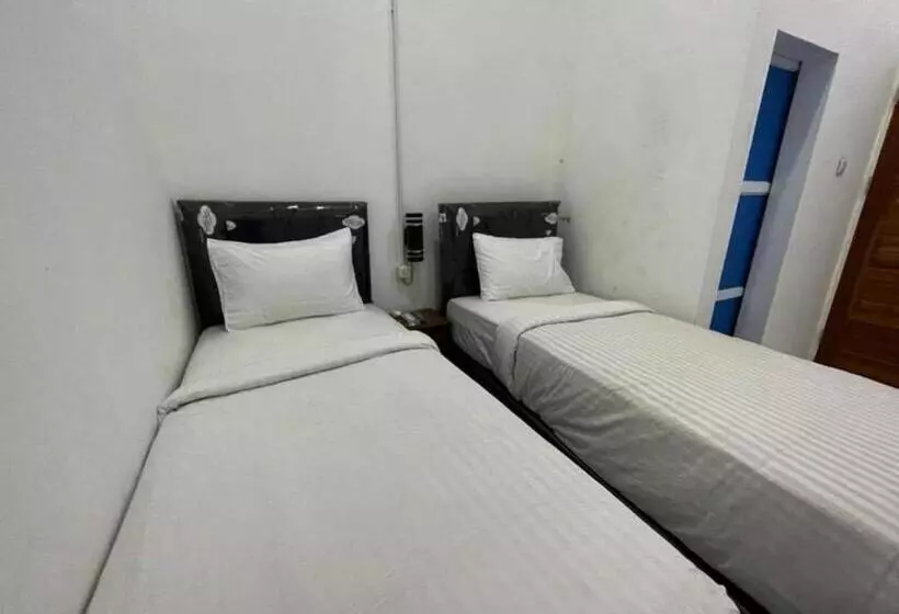 هتل Oyo 93311 Pesona Orange Homestay