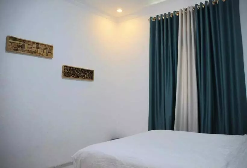 هتل Oyo 93311 Pesona Orange Homestay