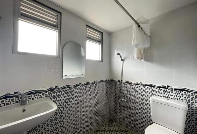 호텔 Oyo 93311 Pesona Orange Homestay