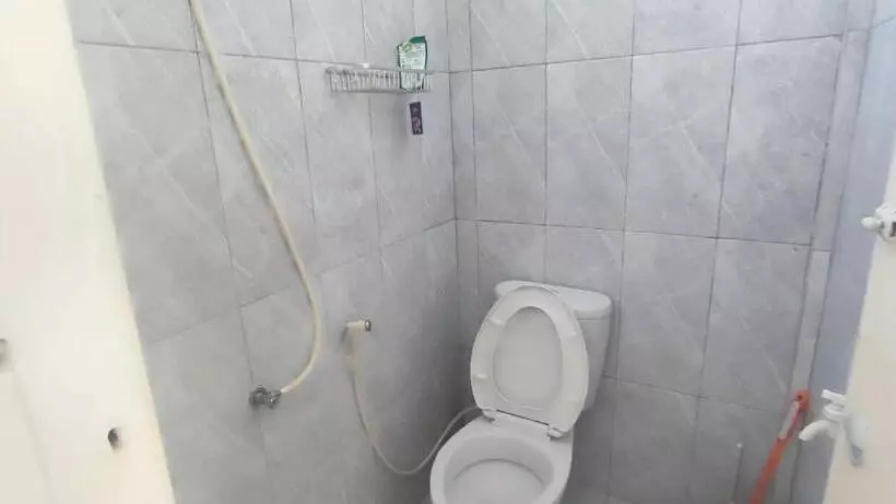 هتل Oyo 93311 Pesona Orange Homestay