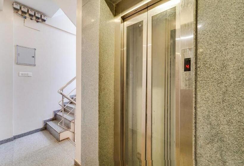 هتل O Saravana S Park