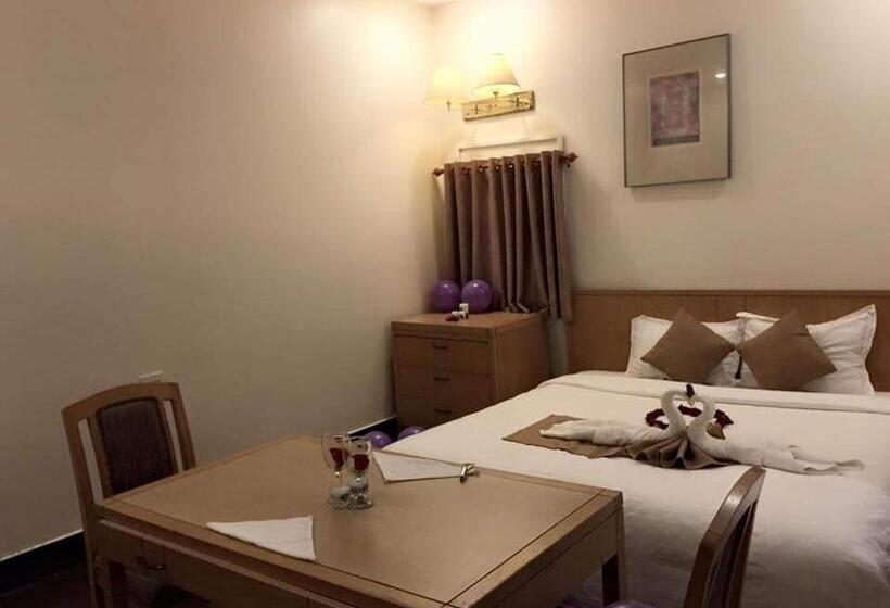 酒店 Ruby Kim Yến