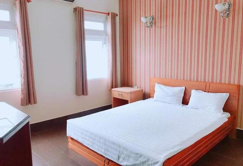 酒店 Ruby Kim Yến