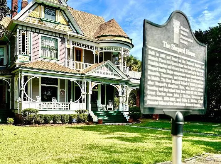 ホテル The Kate Shepard House